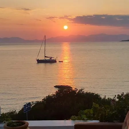 Sunset House Αρχάγγελος