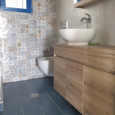Sunset House * Archangelos (Laconia)