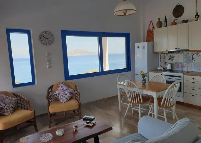 Sunset House * Archangelos (Laconia)