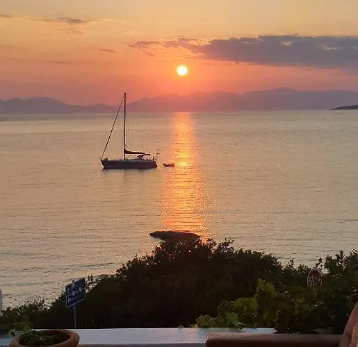 Sunset House ארכאנגלוס